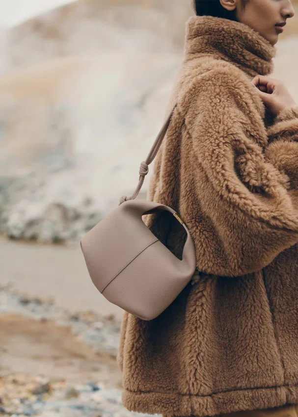 Béri Edition – teksturowana, w kolorze taupe