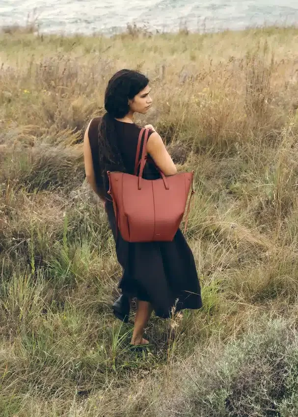 Cyme Tote Edition – teksturowana terakota