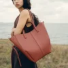 Cyme Tote Edition – teksturowana terakota