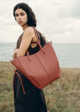 Cyme Tote Edition – teksturowana terakota