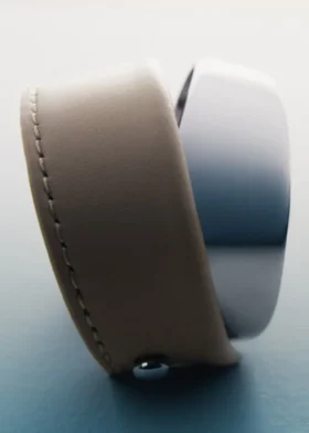 Edycja Ormé Cuff – srebro pokryte rodem z taupe skórą