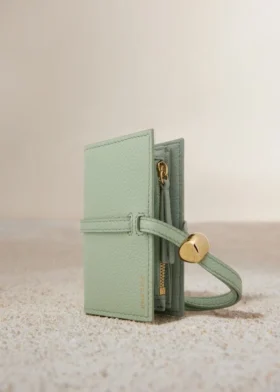 Etui na karty Kayé z serii Textured Duo w kolorze świeżego migdału