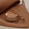 Etui na słuchawki AirPods Edition Duo w kolorze Camel
