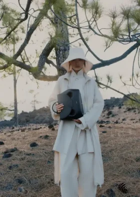 Numéro Un Edition – teksturowana czerń
