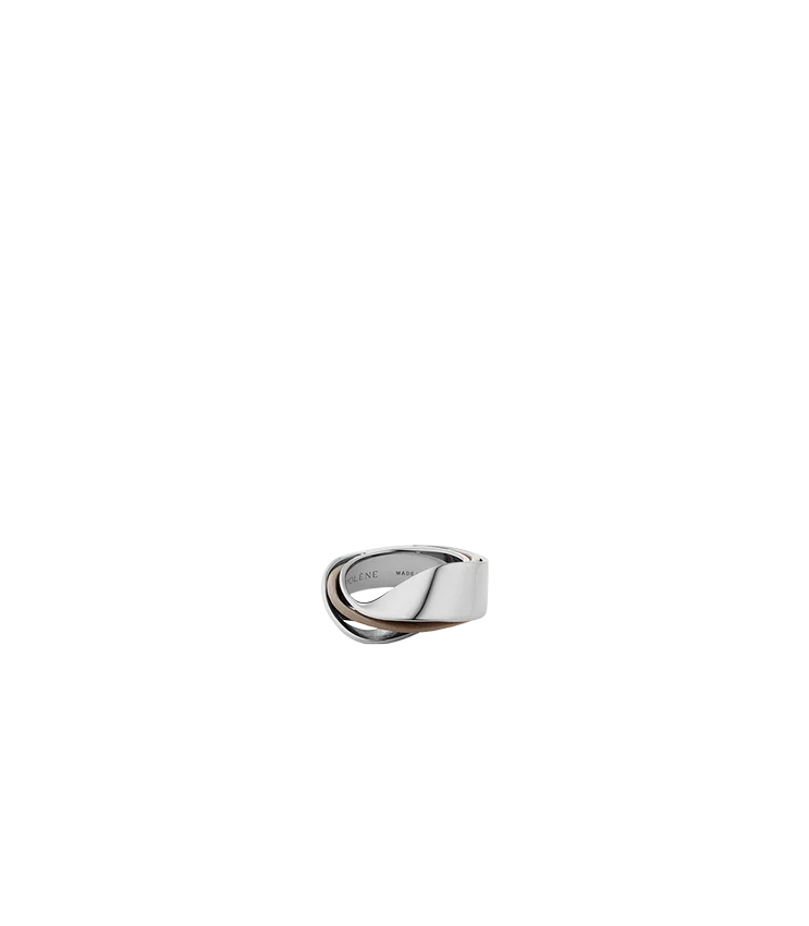 Pierścionek Ormé z serii „Silver in rhodium” z taupe skórą